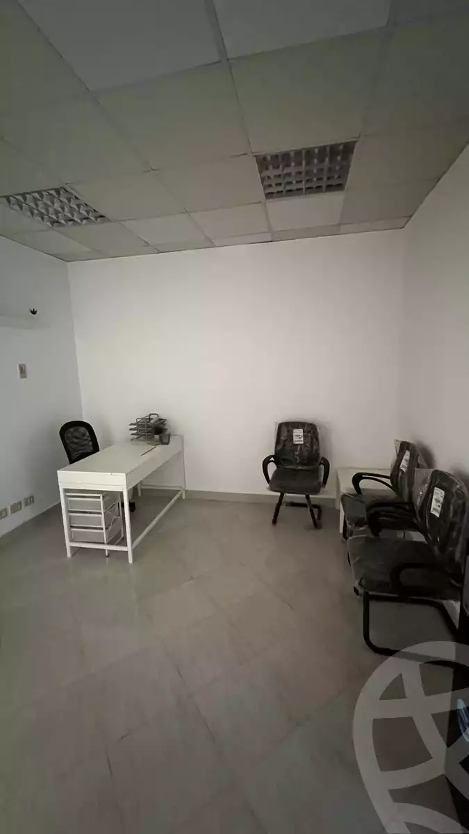 https://aqarmap.com.eg/en/listing/5570280-for-sale-cairo-6th-of-october-central-axis