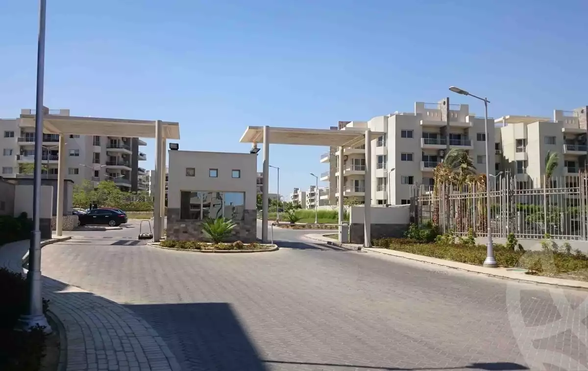 https://aqarmap.com.eg/en/listing/5574524-for-sale-cairo-el-sheikh-zayed-city-compounds-dh-drys