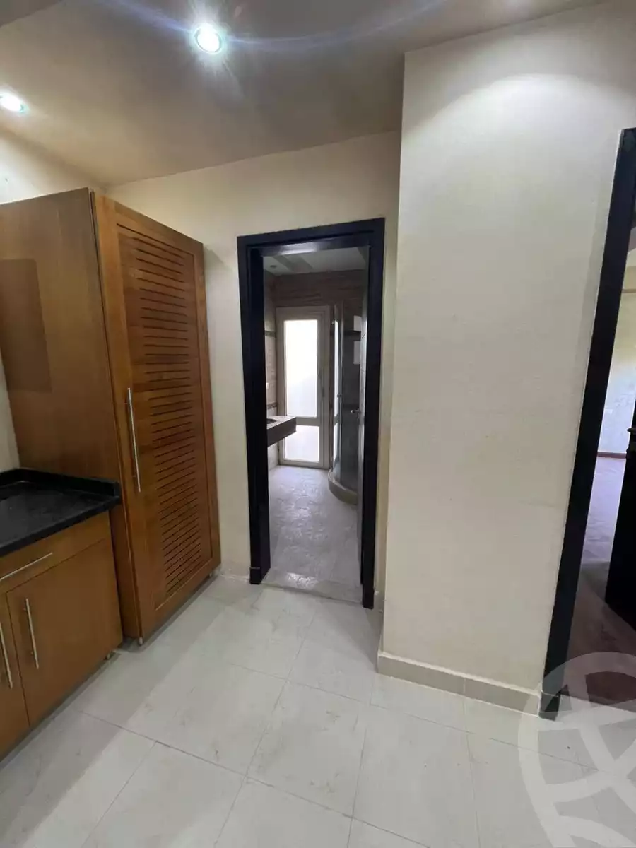 https://aqarmap.com.eg/en/listing/5575668-for-rent-cairo-el-sheikh-zayed-city-compounds-dh-drys
