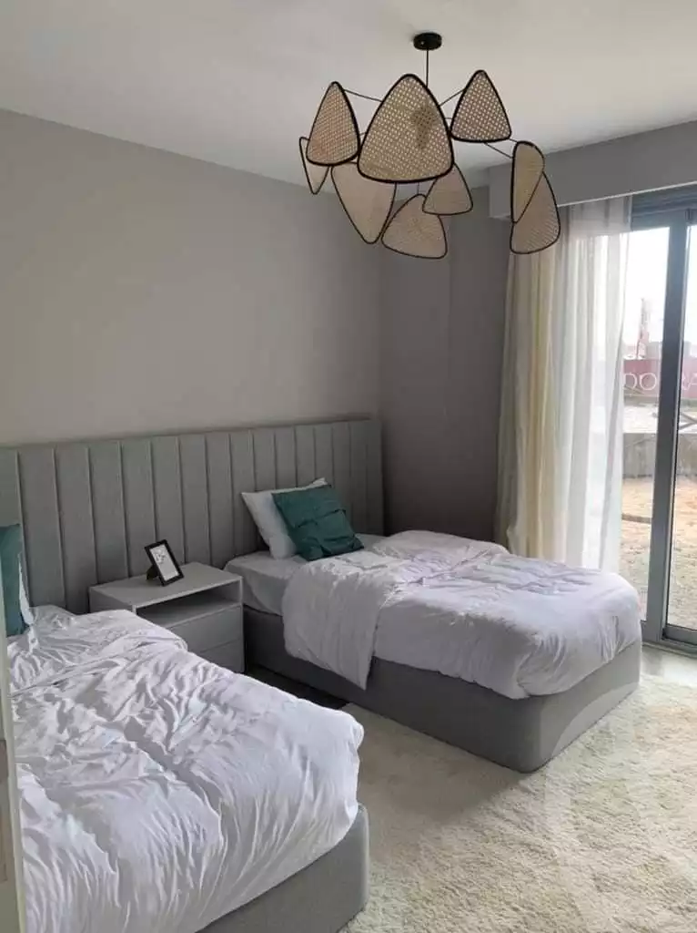 https://aqarmap.com.eg/en/listing/5579407-for-sale-cairo-el-sheikh-zayed-city-compounds-kmbwnd-fyldj-wyst-dr-llttwyr