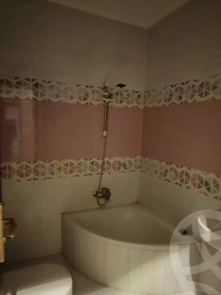 https://aqarmap.com.eg/en/listing/5583019-for-rent-cairo-mokattam-lhdb-l-ly-manteqt-ganob-s