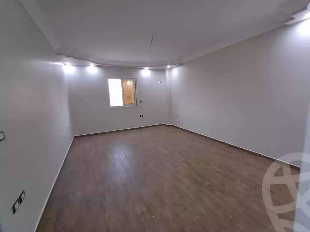 https://aqarmap.com.eg/en/listing/5583454-for-rent-cairo-mokattam-lhdb-l-ly