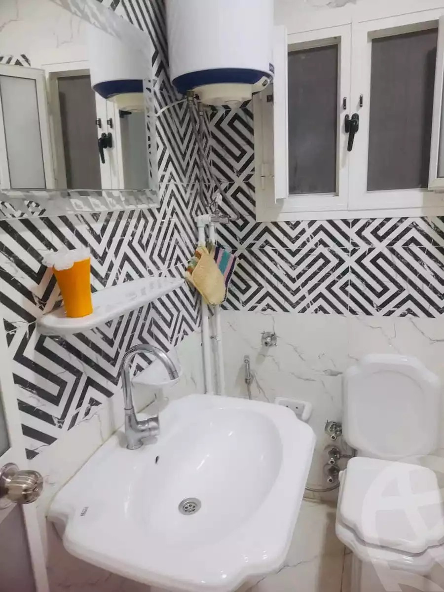 https://aqarmap.com.eg/ar/listing/5585916-for-rent-alexandria-l-jmy-lbytsh-bianchiii