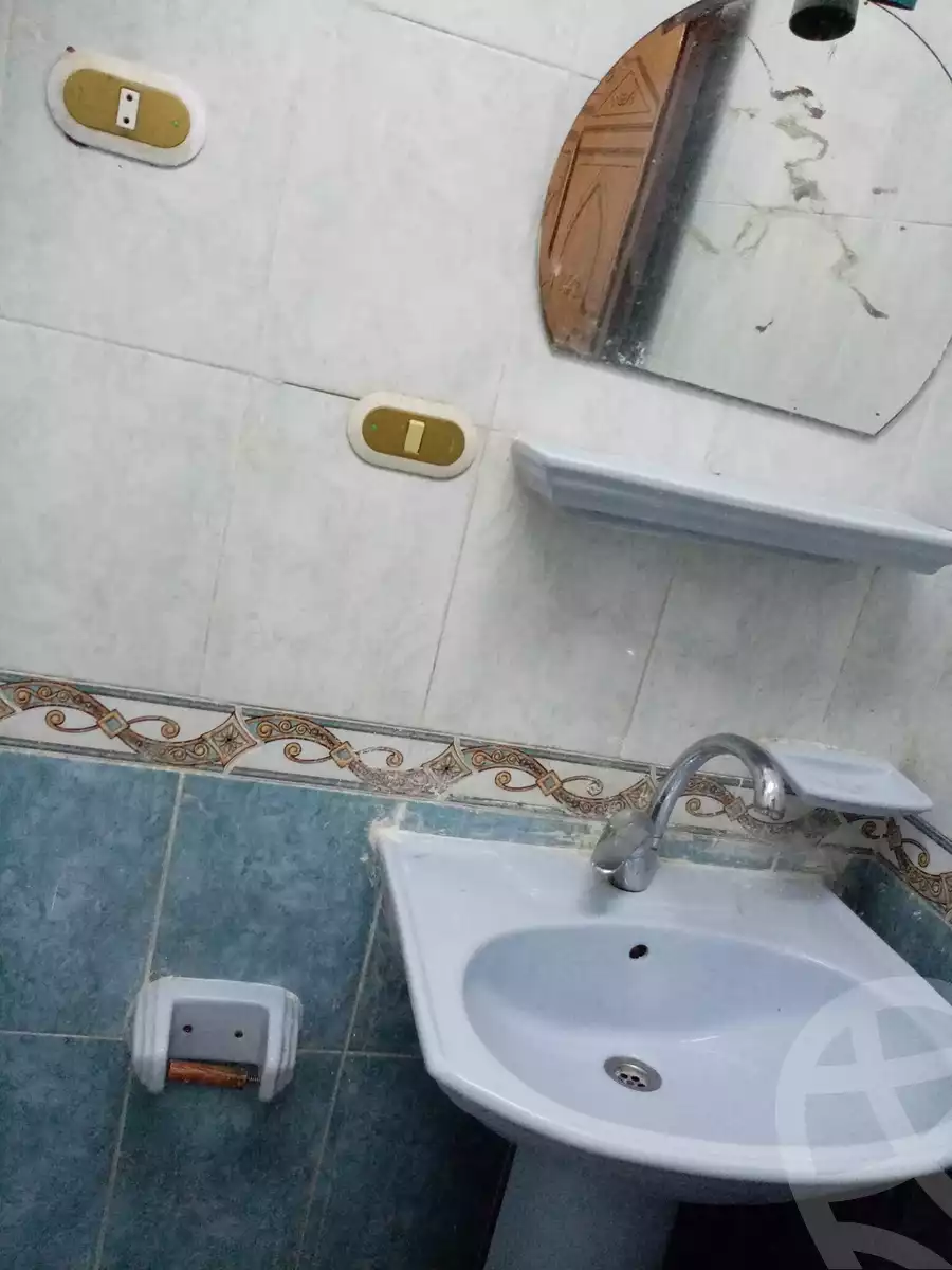 https://aqarmap.com.eg/ar/listing/5586074-for-rent-alexandria-miami-khld-bn-lwlyd
