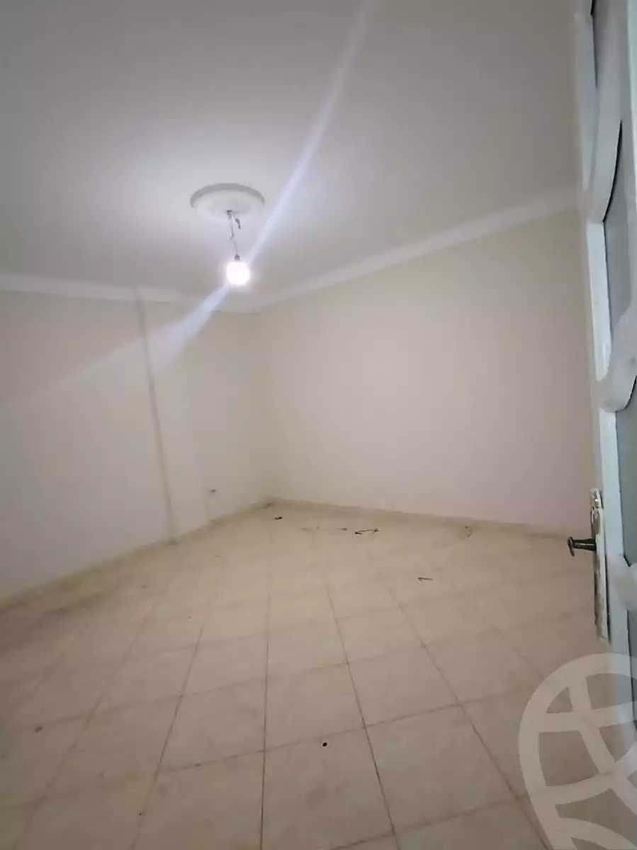 https://aqarmap.com.eg/ar/listing/5586584-for-rent-alexandria-l-jmy-lbytsh-el-hay-st