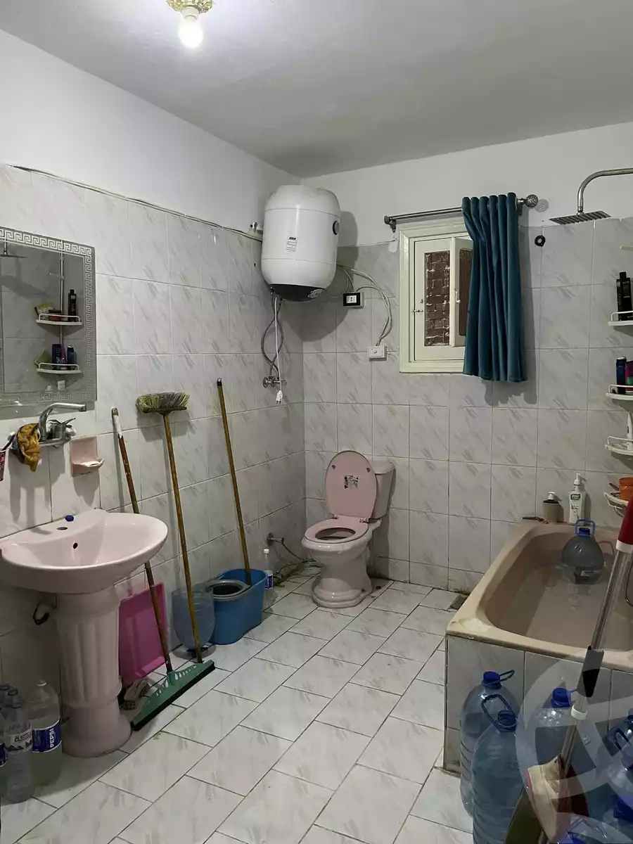 https://aqarmap.com.eg/ar/listing/5587456-for-sale-alexandria-l-jmy-lbytsh-el-hanafeya-st