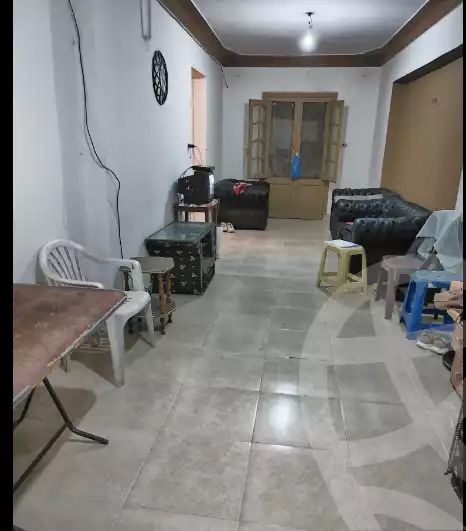 https://aqarmap.com.eg/ar/listing/5587564-for-rent-alexandria-el-hanouvel-kasr-al-quiri-st-1
