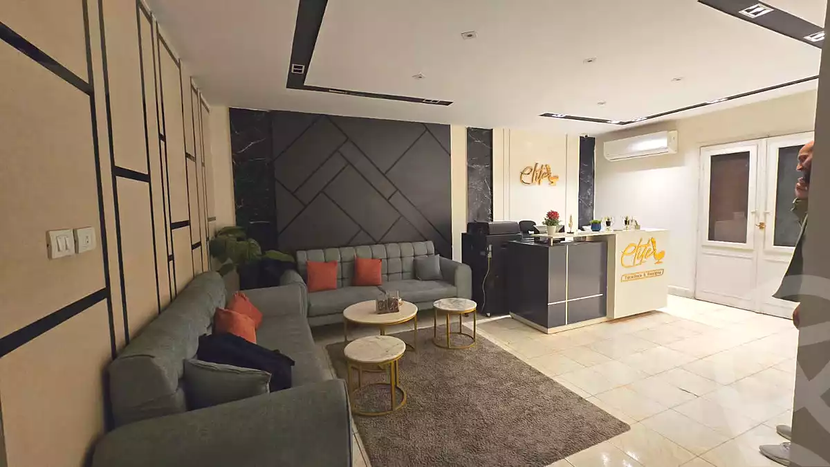 https://aqarmap.com.eg/ar/listing/5588837-for-rent-cairo-new-cairo-ganob-el-akadamiya-south-academy-d-khaled-ibn-el-waleed-st