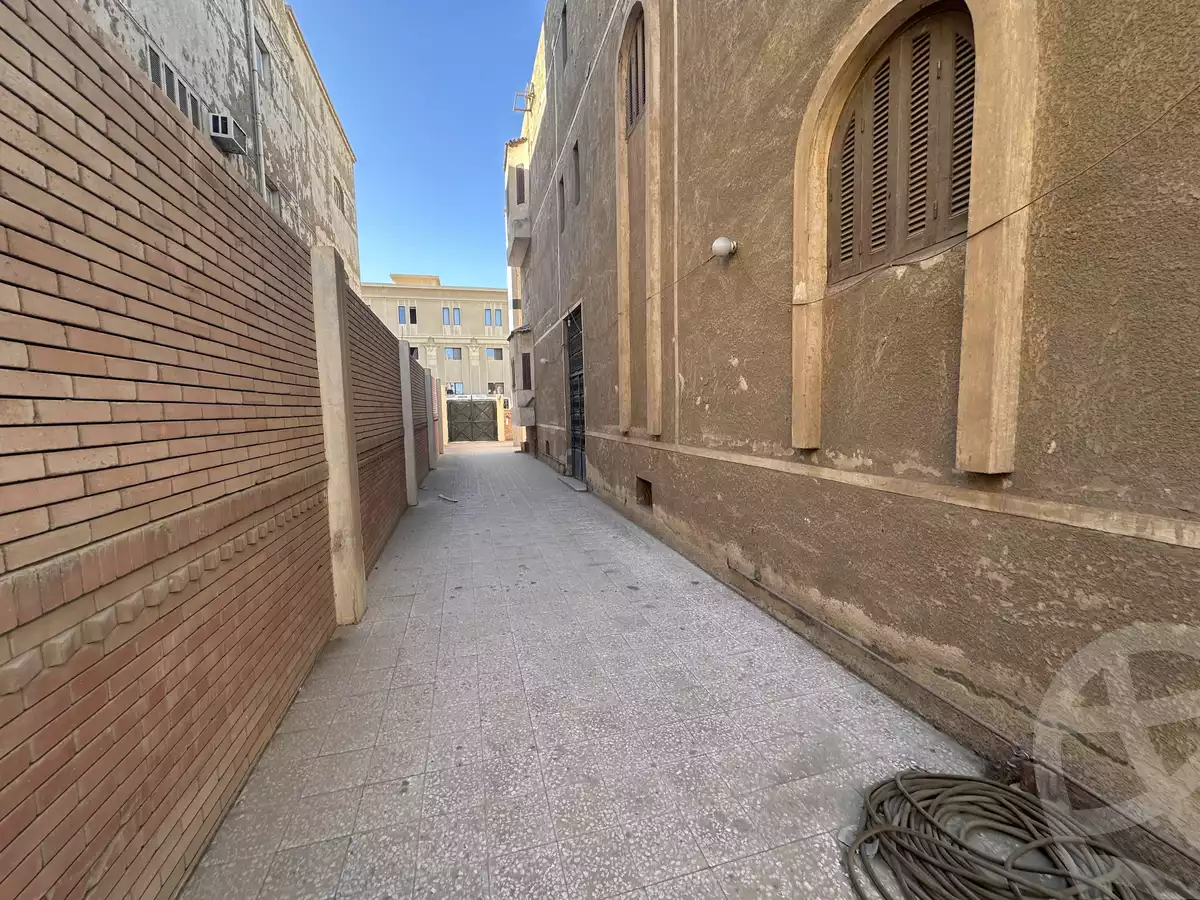 https://aqarmap.com.eg/en/listing/5585497-for-sale-cairo-new-cairo-90th-street-south-teseen-st