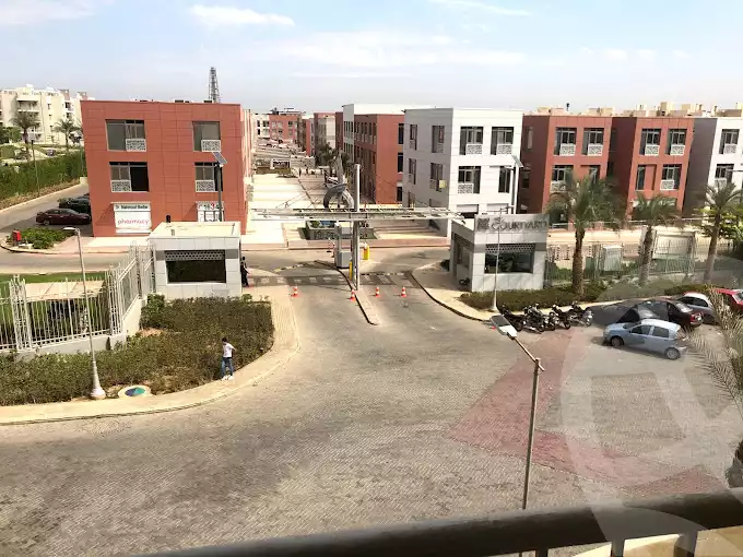 https://aqarmap.com.eg/ar/listing/5591467-for-sale-cairo-el-sheikh-zayed-city-compounds-dh-drys