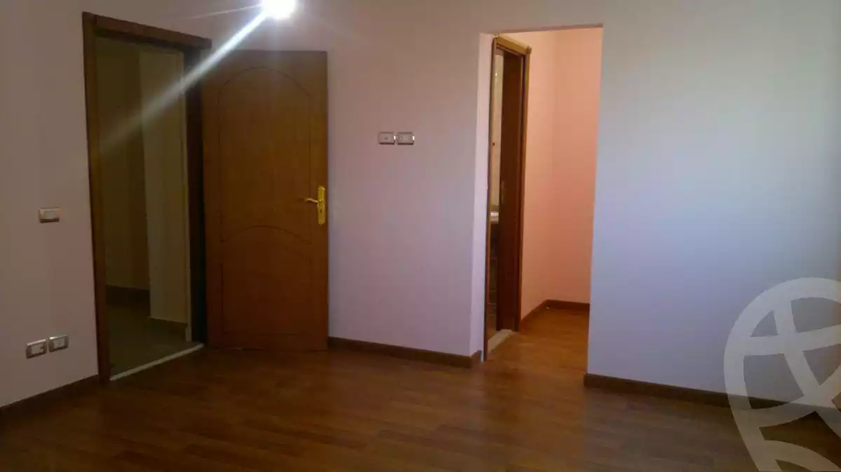 https://aqarmap.com.eg/ar/listing/5593098-for-rent-cairo-new-cairo-compounds-hadayek-el-fedaa
