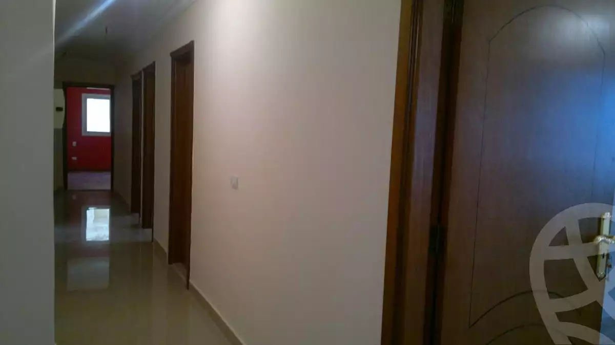 https://aqarmap.com.eg/ar/listing/5593098-for-rent-cairo-new-cairo-compounds-hadayek-el-fedaa