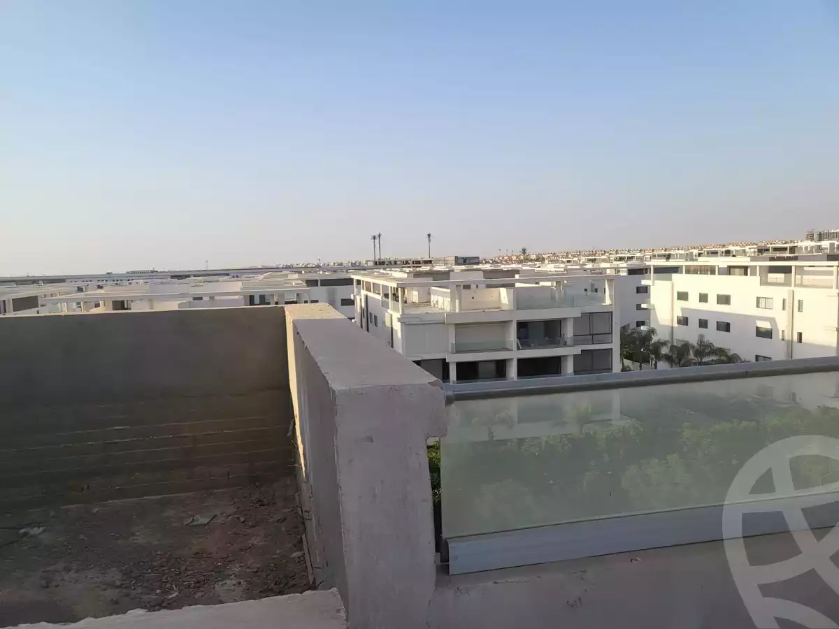 https://aqarmap.com.eg/en/listing/5593341-for-sale-cairo-new-cairo-compounds-galleria-moon-valley