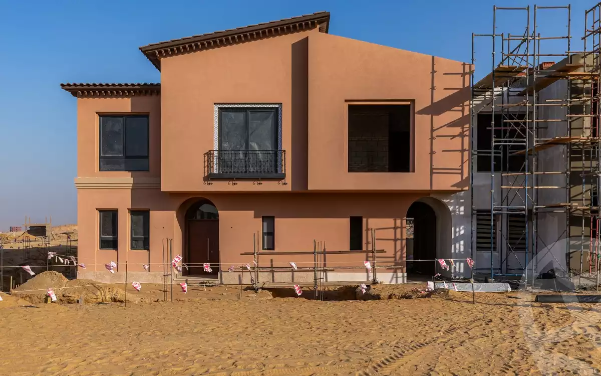 https://aqarmap.com.eg/en/listing/5593597-for-sale-cairo-el-sheikh-zayed-city-compounds-kmbwnd-fyldj-wyst-dr-llttwyr