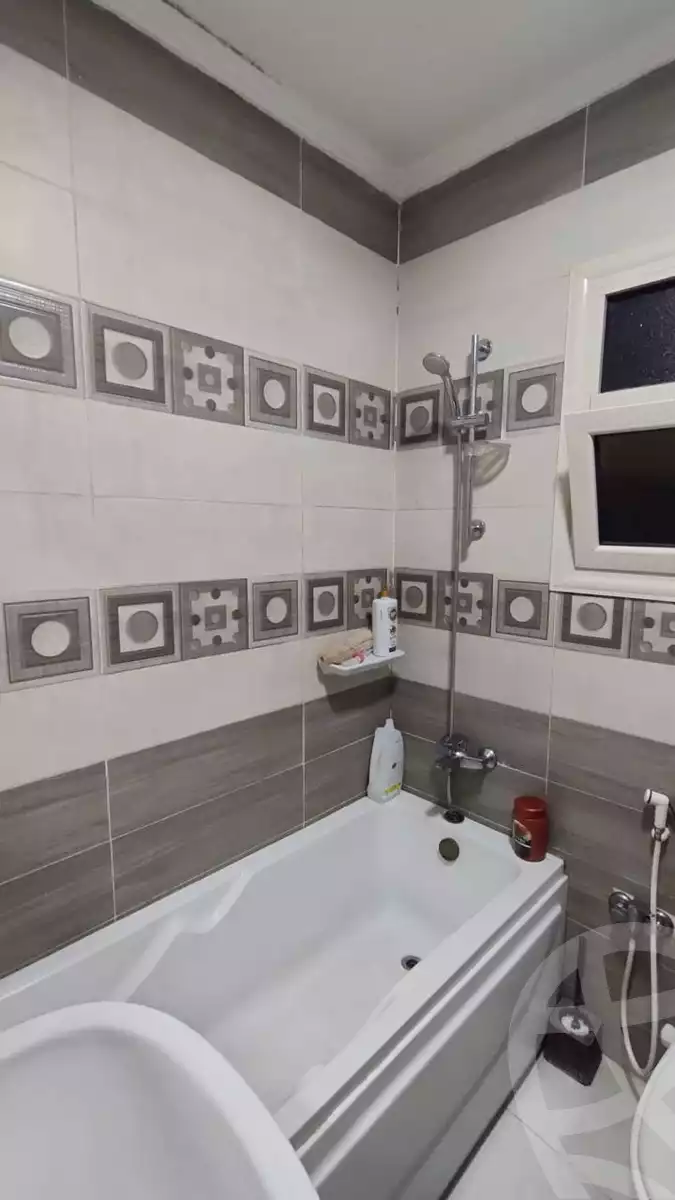 https://aqarmap.com.eg/ar/listing/5595371-for-sale-cairo-el-haram-el-maryotya-el-seesy-canal-st