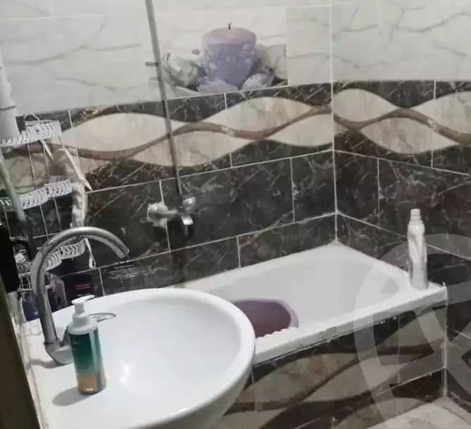 https://aqarmap.com.eg/ar/listing/5917909-for-sale-alexandria-l-jmy-el-hanouvel-yathreb-st