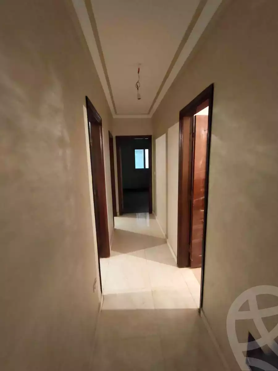 https://aqarmap.com.eg/ar/listing/5598311-for-rent-cairo-mokattam-lhdb-l-ly-shareaa-9