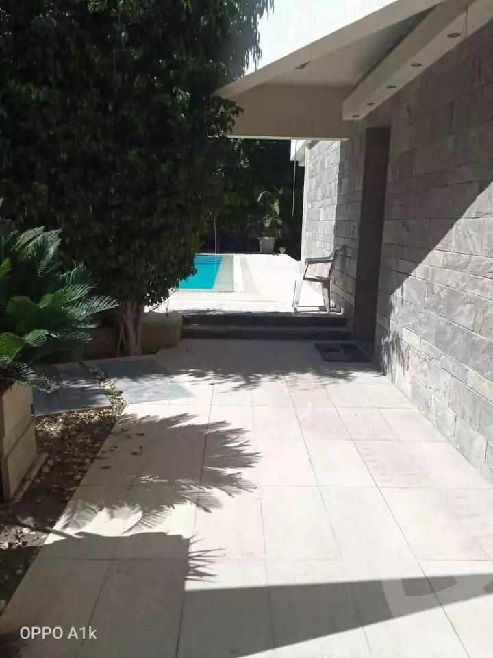 https://aqarmap.com.eg/en/listing/5915091-for-sale-alexandria-l-jmy-lbytsh-el-saleheen-mosque-st