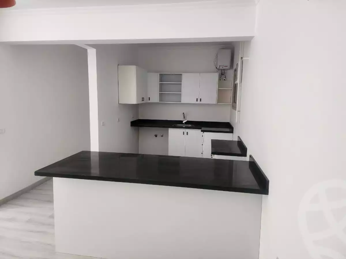https://aqarmap.com.eg/en/listing/5599785-for-sale-cairo-new-cairo-compounds-galleria-moon-valley