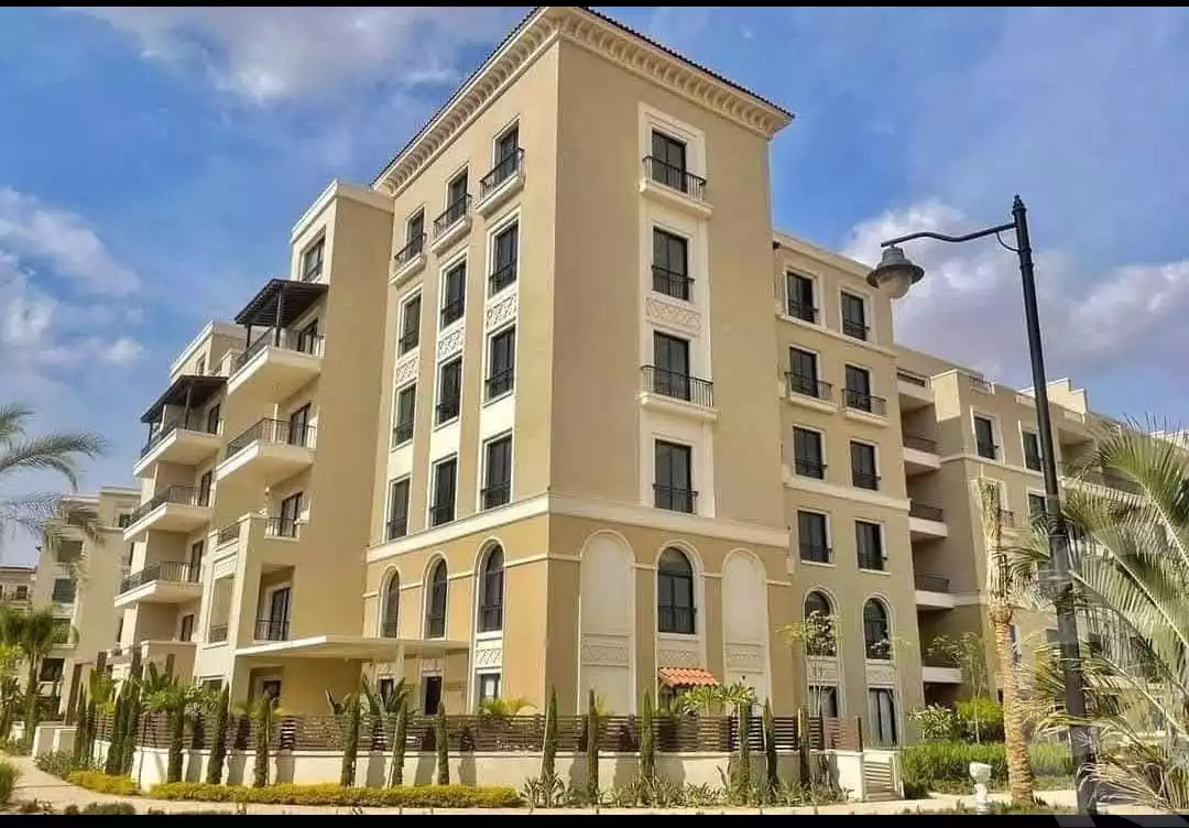 https://aqarmap.com.eg/en/listing/5600905-for-sale-cairo-el-sheikh-zayed-city-compounds-kmbwnd-fyldj-wyst-dr-llttwyr