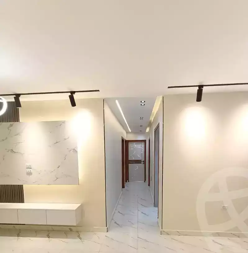https://aqarmap.com.eg/ar/listing/5907394-for-sale-cairo-hadayek-el-ahram-mntq-j