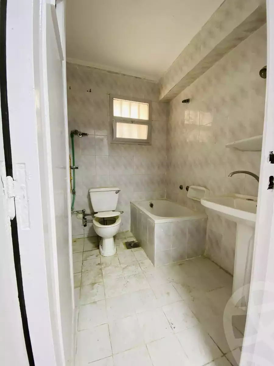 https://aqarmap.com.eg/en/listing/5915624-for-sale-alexandria-l-jmy-shataa-el-nakheel