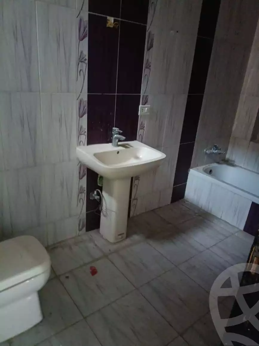 https://aqarmap.com.eg/en/listing/5907729-for-sale-cairo-mokattam-el-hadabah-el-wosta-el-mantaqa-el-khamsa