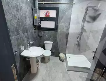 https://aqarmap.com.eg/ar/listing/5603510-for-rent-cairo-mokattam-lhdb-l-ly-shareaa-9