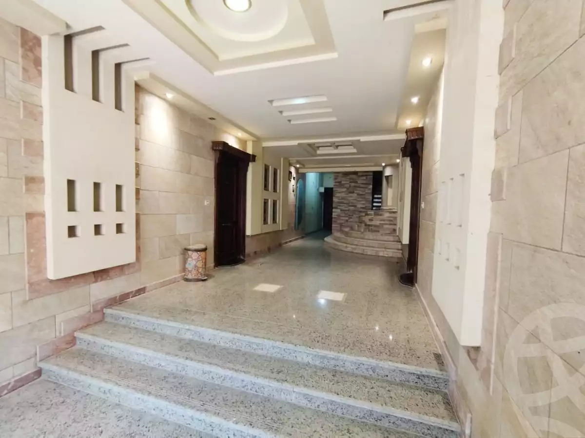 https://aqarmap.com.eg/ar/listing/5604765-for-sale-cairo-new-cairo-el-narges-el-narges-omarat-youssef-el-gendy-st