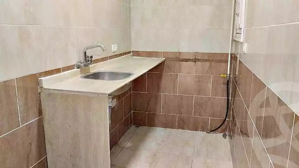 https://aqarmap.com.eg/en/listing/5605444-for-rent-alexandria-glim