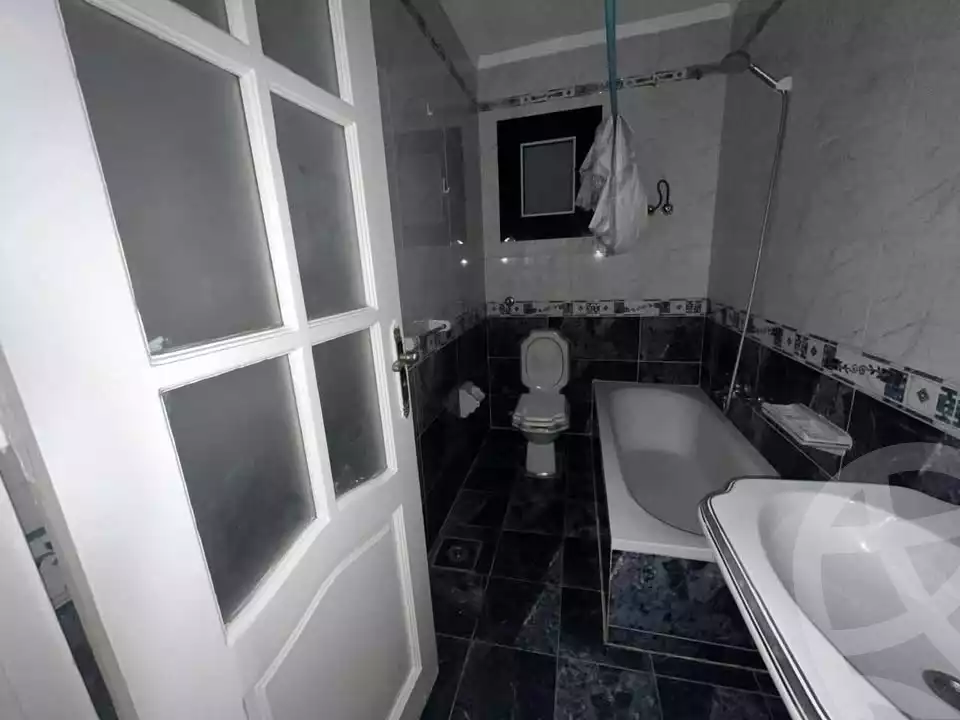 https://aqarmap.com.eg/ar/listing/5908967-for-sale-alexandria-ganaklis-shr-mrtdy-bsh