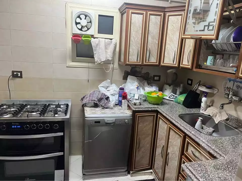 https://aqarmap.com.eg/ar/listing/5908928-for-sale-alexandria-bolekly