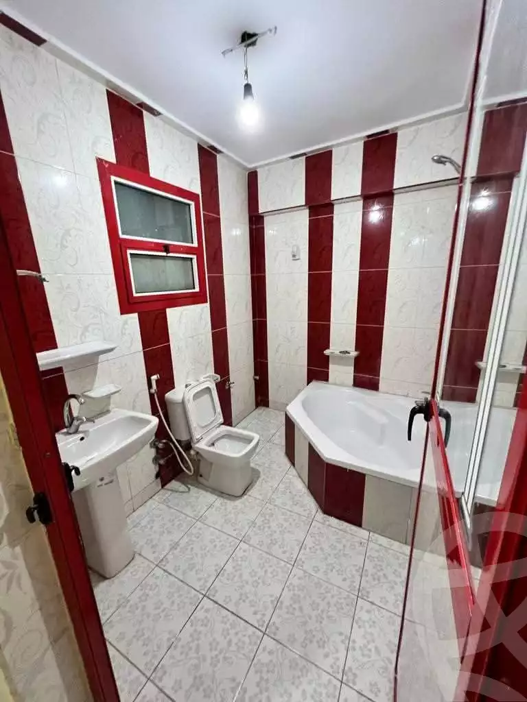 https://aqarmap.com.eg/ar/listing/5909690-for-sale-alexandria-l-jmy-lbytsh-al-kaada-st