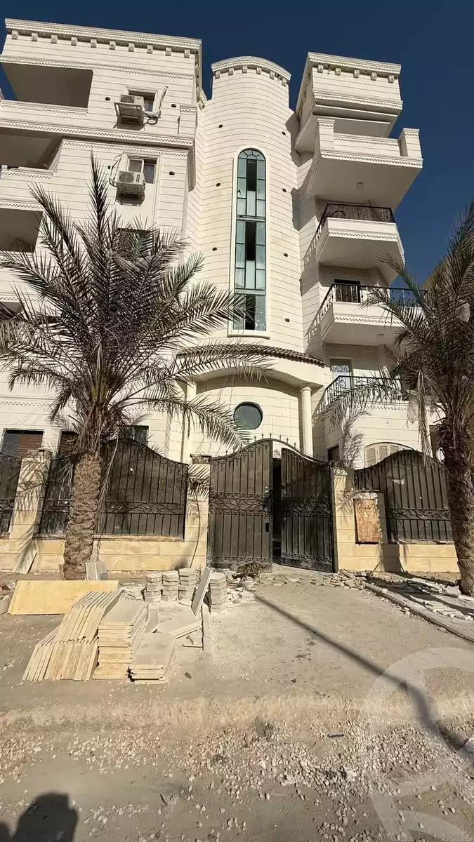 https://aqarmap.com.eg/en/listing/5608378-for-sale-cairo-6th-of-october-el-ahyaa-neighborhood-2nd-mostafa-abou-el-saoud-st