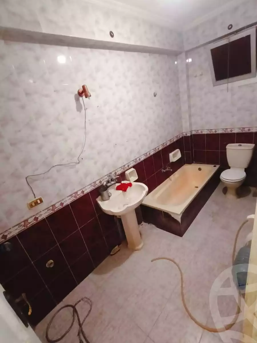 https://aqarmap.com.eg/en/listing/5911258-for-sale-alexandria-l-jmy-el-hanouvel-trablose-st