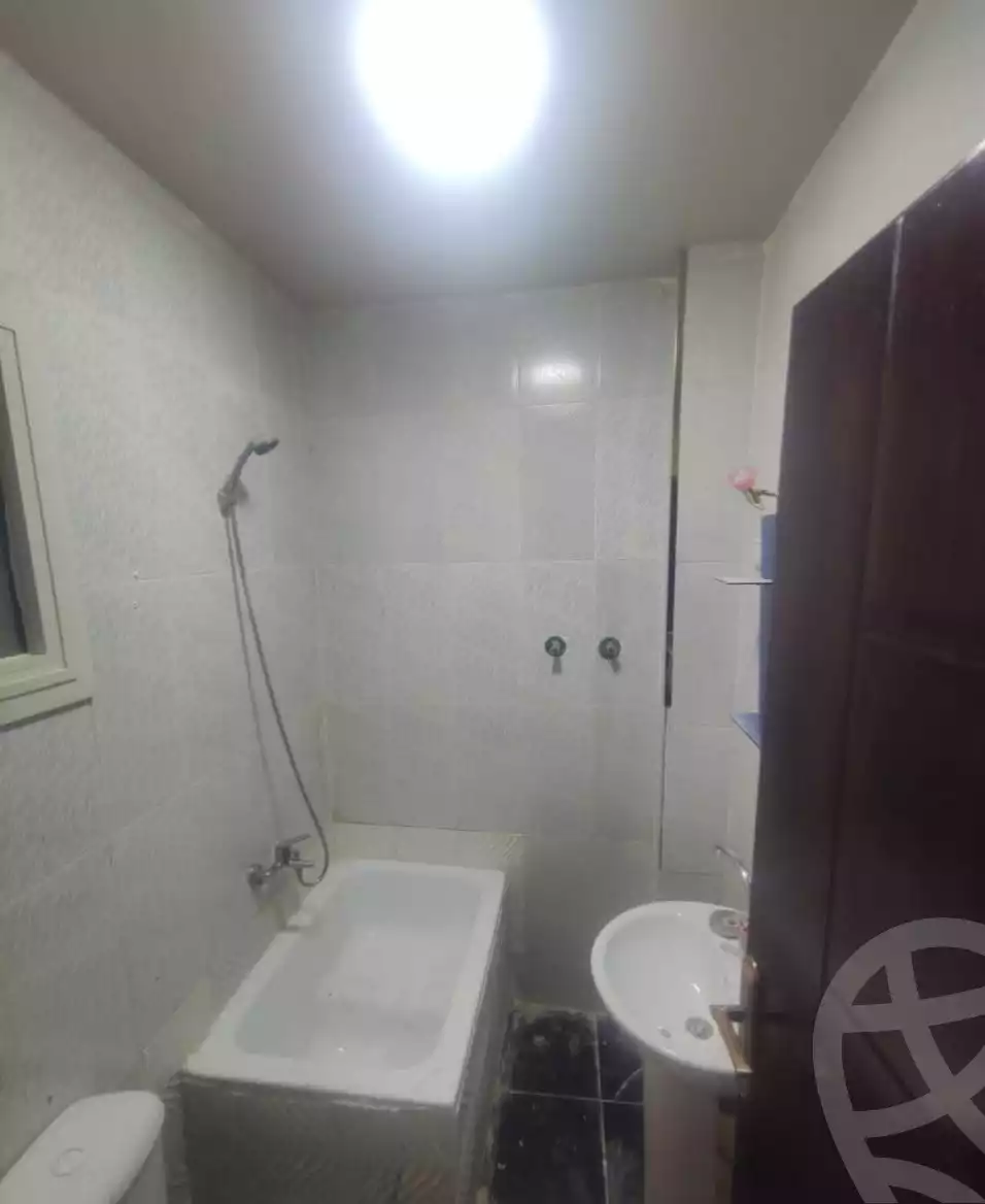 https://aqarmap.com.eg/en/listing/5911522-for-sale-alexandria-l-jmy-lbytsh-el-hanafeya-st