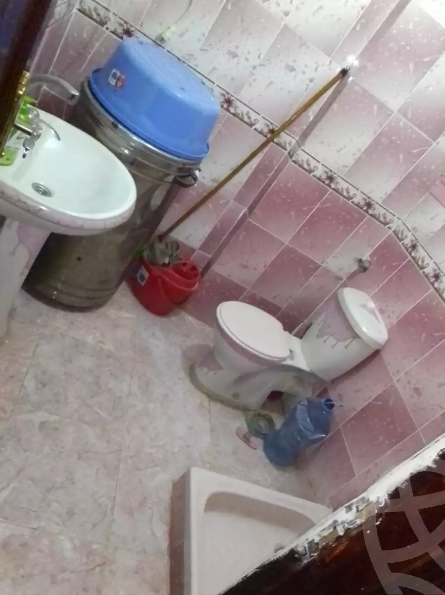 https://aqarmap.com.eg/en/listing/5613226-for-rent-alexandria-el-hanouvel-el-warsha-st