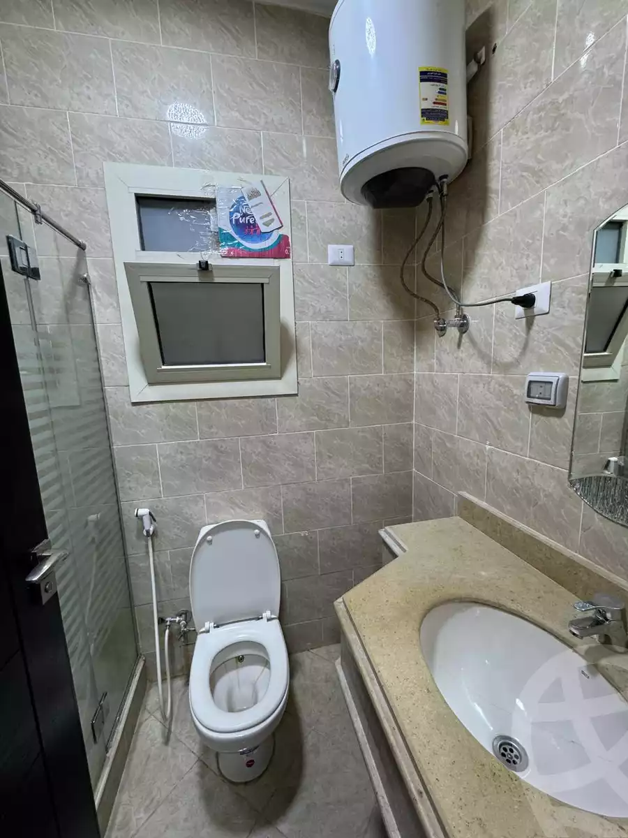 https://aqarmap.com.eg/en/listing/5614538-for-rent-cairo-el-sheikh-zayed-city-compounds-dh-drys