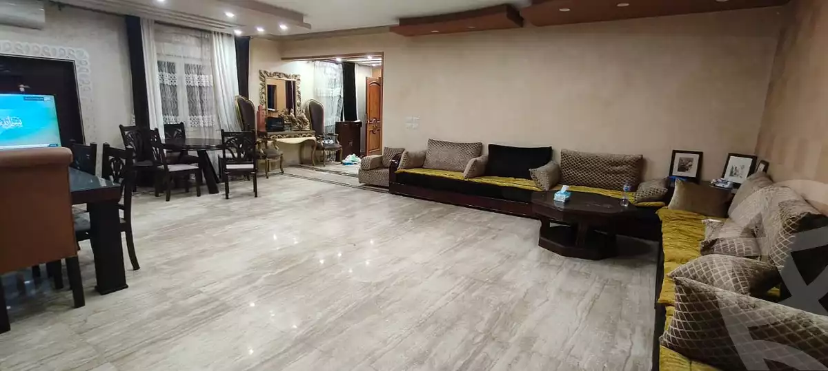 https://aqarmap.com.eg/en/listing/5615832-for-sale-cairo-el-sheikh-zayed-city-compounds-hadayek-el-mohandiseen