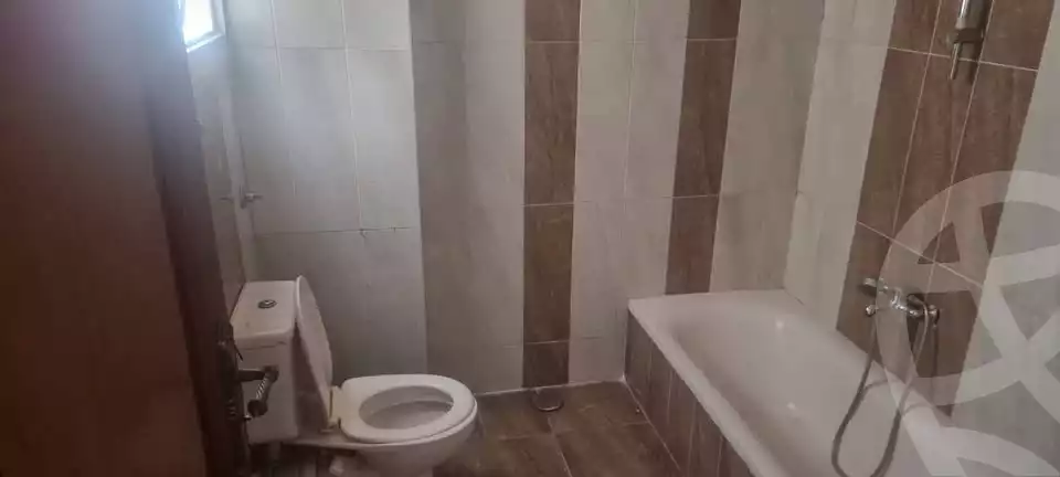 https://aqarmap.com.eg/en/listing/5617614-for-rent-alexandria-shds