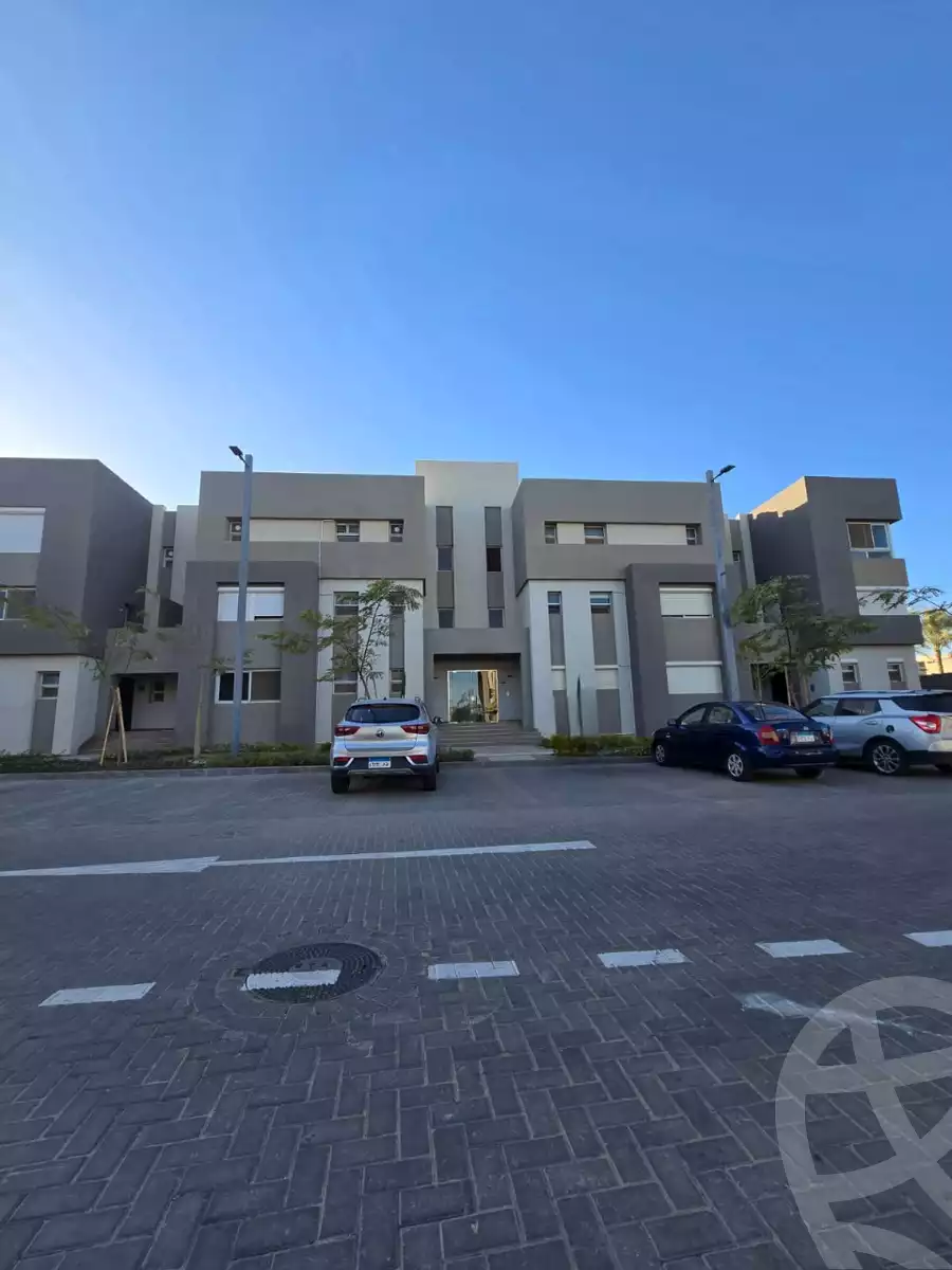 https://aqarmap.com.eg/en/listing/5619356-for-sale-cairo-el-sheikh-zayed-city-compounds-etapa