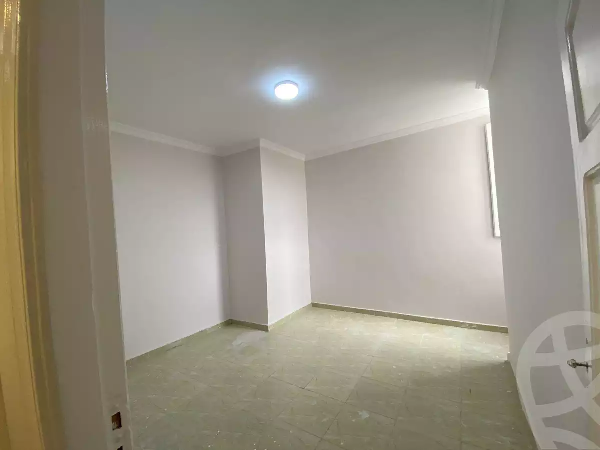 https://aqarmap.com.eg/en/listing/5620017-for-sale-marsa-matruh-marsa-matrouh-city-alam-el-roum-st