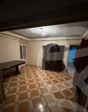 https://aqarmap.com.eg/ar/listing/5621226-for-sale-alexandria-moharram-bey-kanal-al-mahmoudeya-al-bahri-st