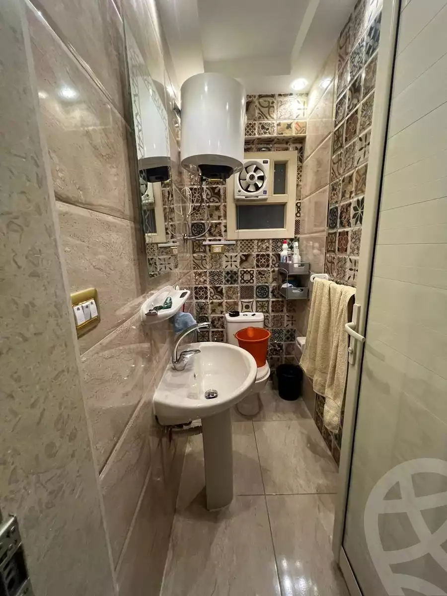 https://aqarmap.com.eg/en/listing/5621438-for-sale-alexandria-camp-cesar-ahmed-kamha-st