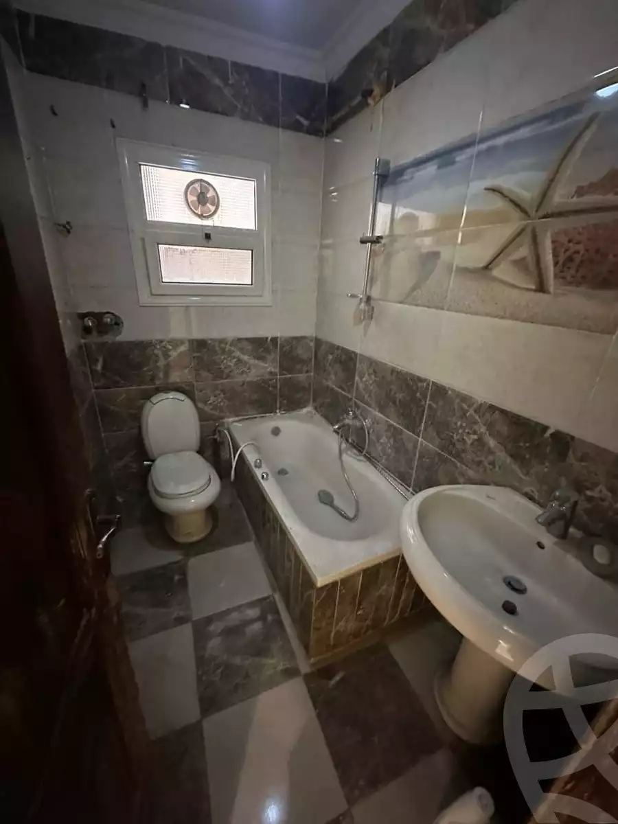 https://aqarmap.com.eg/ar/listing/5622446-for-rent-cairo-mokattam-lhdb-l-ly-diplomats-neighborhood
