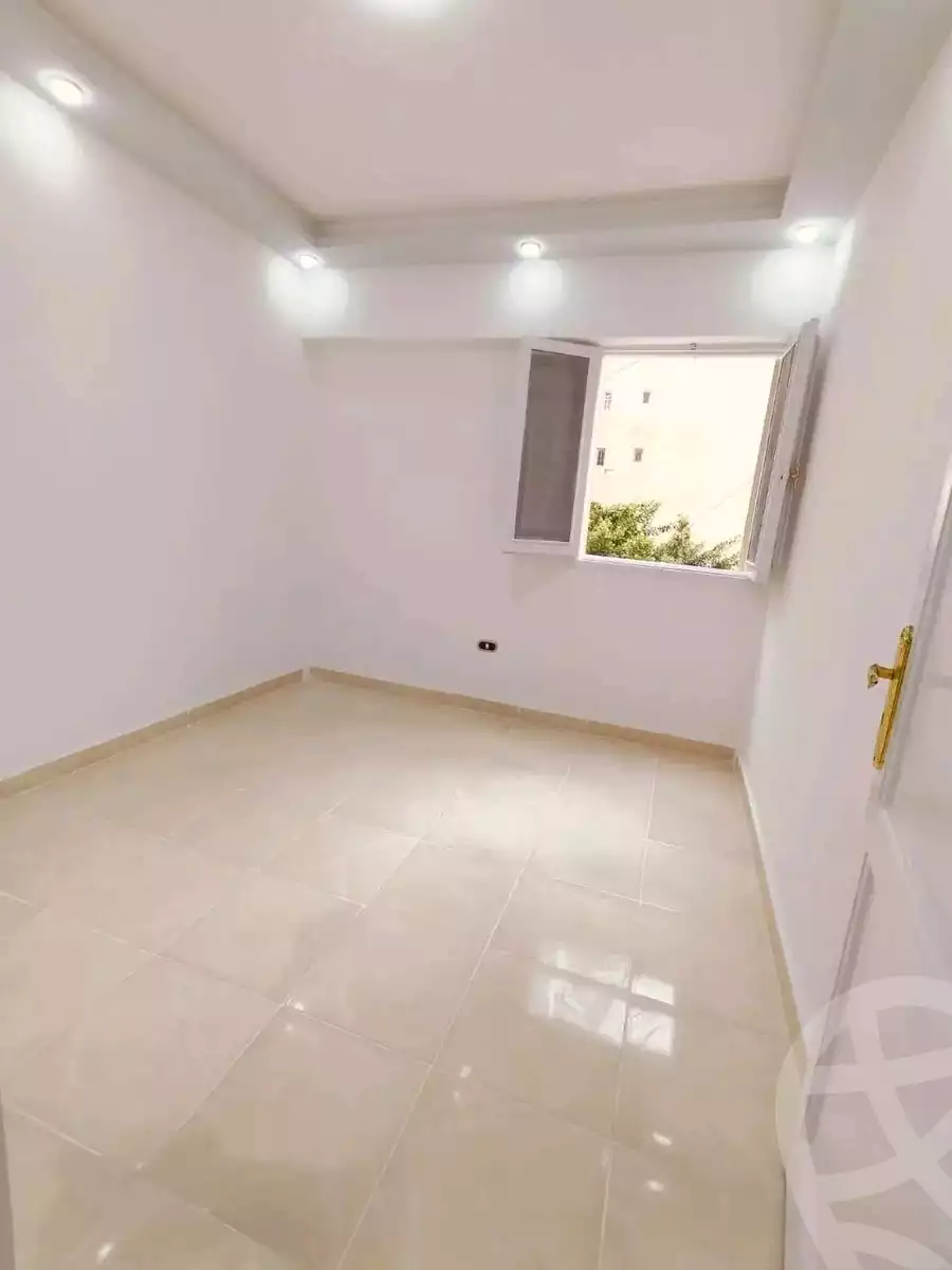 https://aqarmap.com.eg/en/listing/5624340-for-sale-alexandria-l-jmy-shataa-el-nakheel-no-8-st