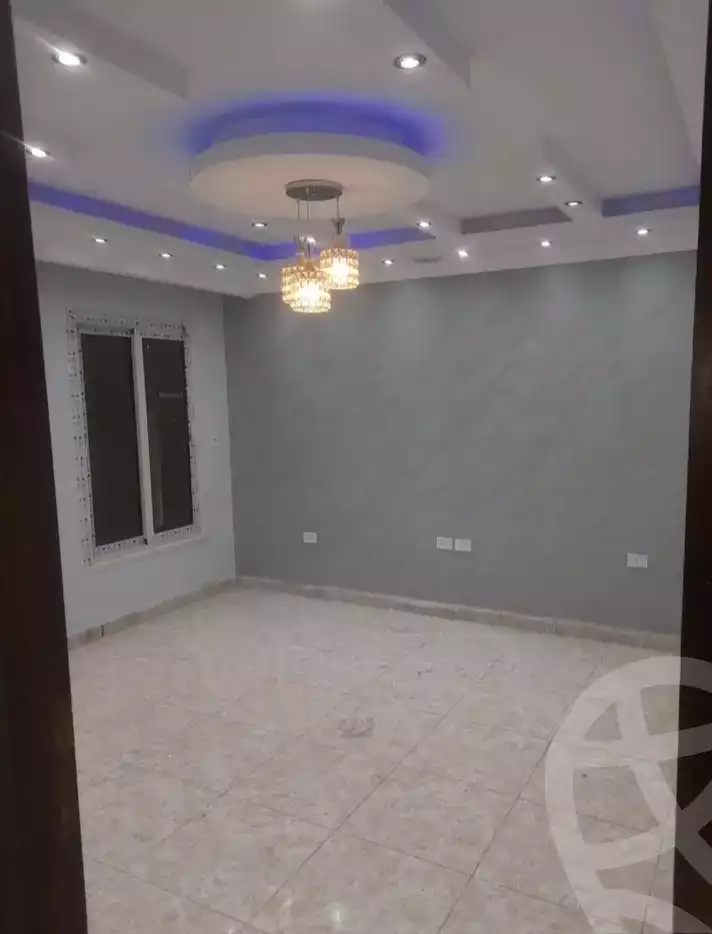 https://aqarmap.com.eg/en/listing/5625819-for-sale-cairo-mokattam-compounds-kmbwnd-rwyl-jrdnz
