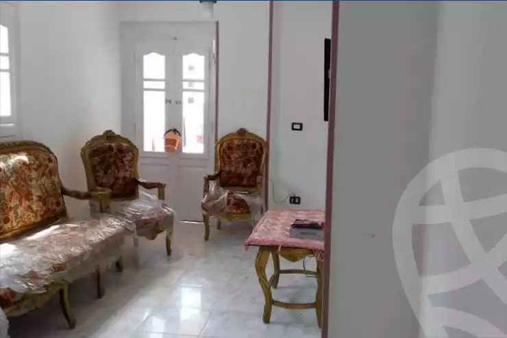 https://aqarmap.com.eg/en/listing/5625991-for-sale-alexandria-el-hanouvel-hussein-waly-st