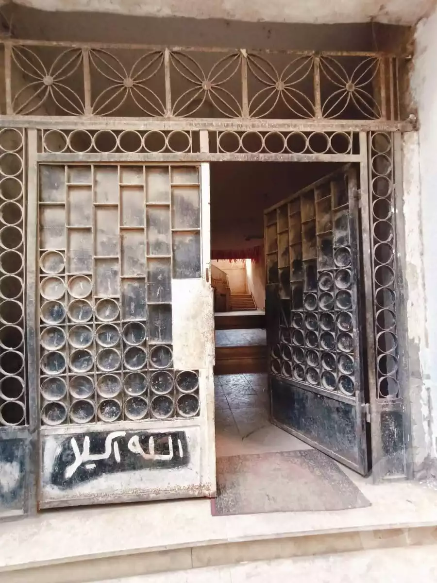 https://aqarmap.com.eg/en/listing/5629291-for-sale-alexandria-el-hanouvel-kasr-al-quiri-st-1
