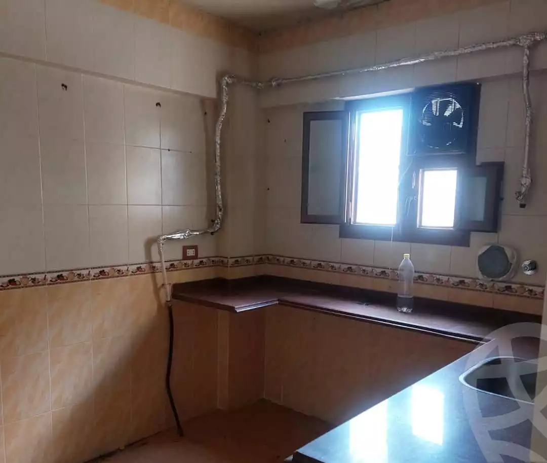 https://aqarmap.com.eg/en/listing/5630081-for-sale-alexandria-l-jmy-lbytsh-el-hanafeya-st